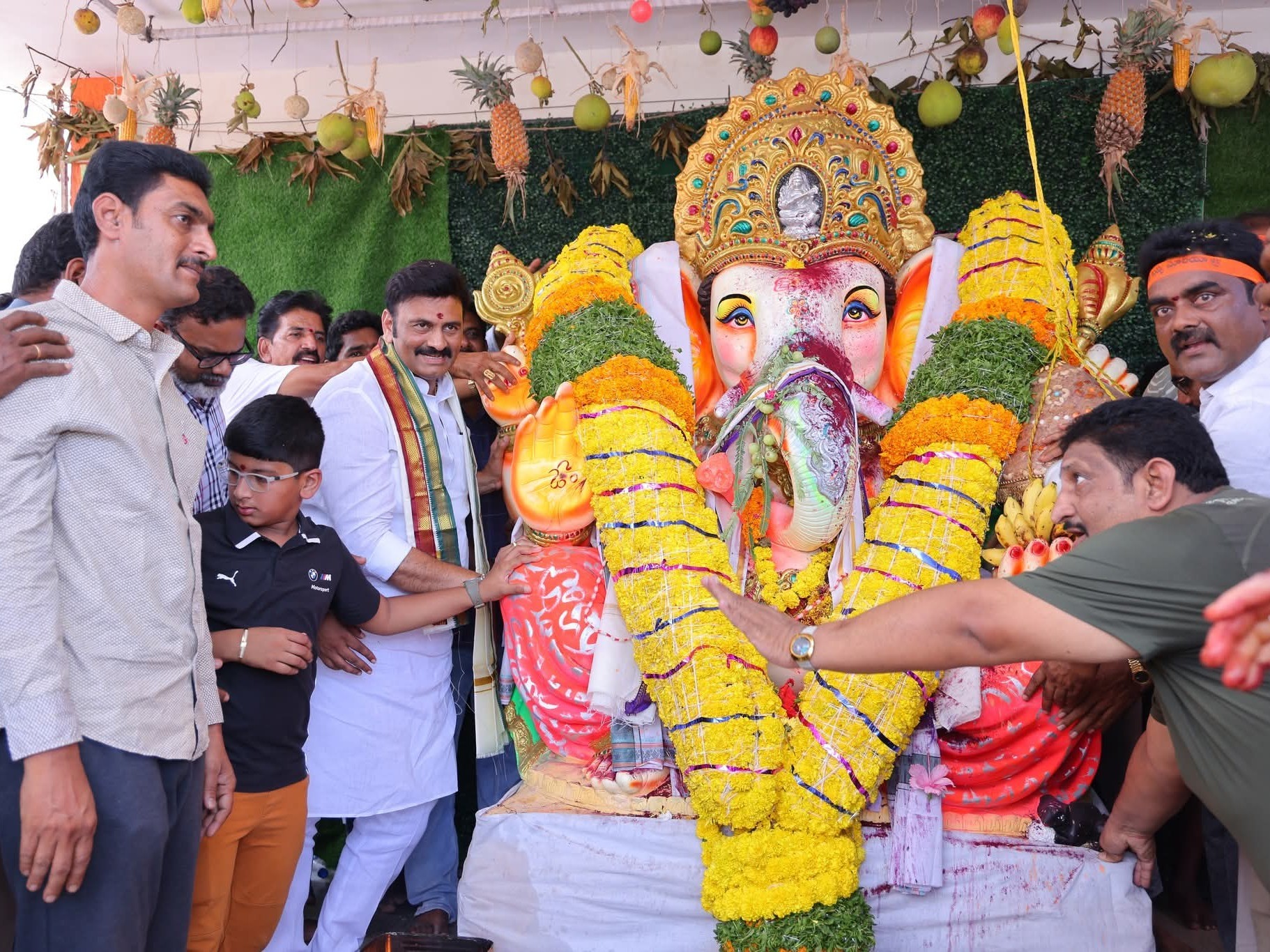 గణేష్ నిమజ్జన ఏర్పాట్లలో ఎమ్మెల్యే