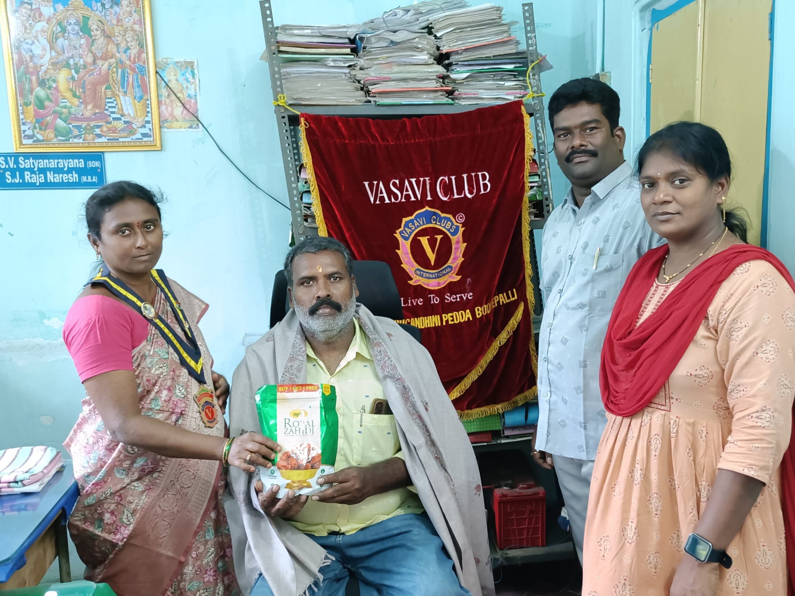 పాత్రికేయులకు ఘన సన్మానం