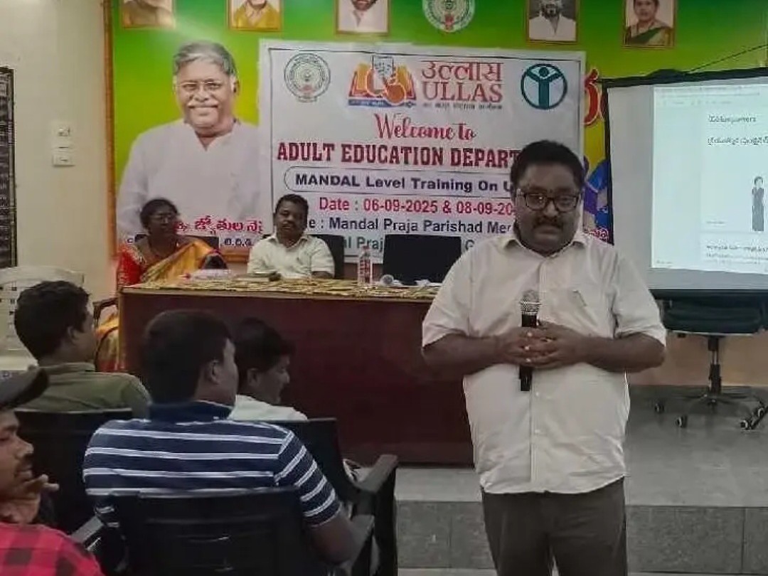 ‘వాలంటీర్లకు మూడు రోజులు శిక్షణా తరగతులు’