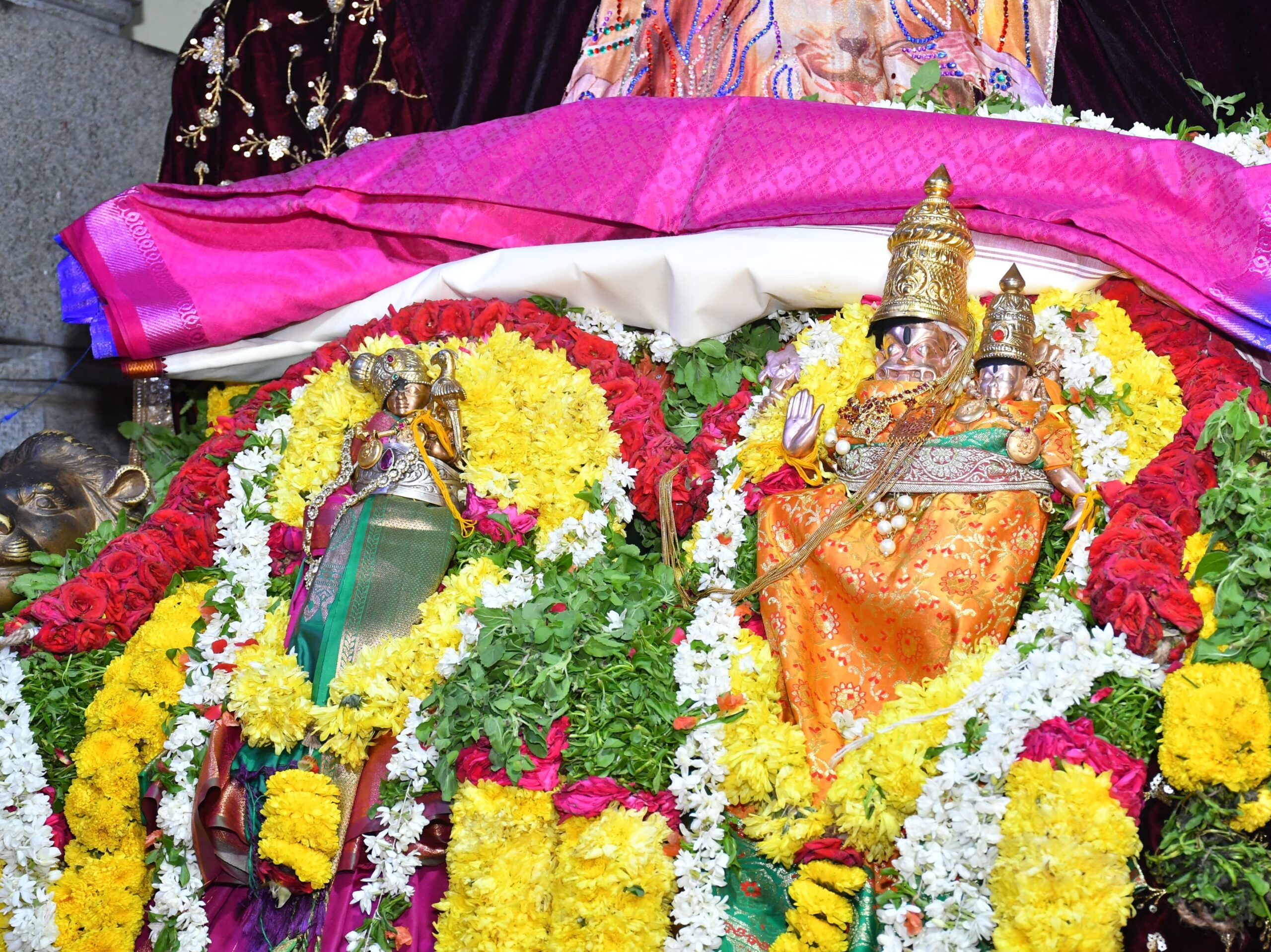 యాదాద్రి దేవస్థానం నేటి ఆదాయం రూ.30,98,992