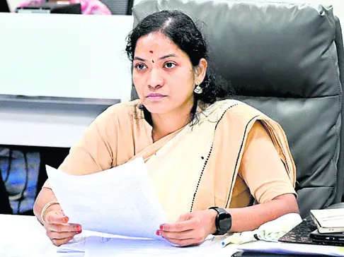 మానవత్వం చాటుకున్న జేసీ నిశాంతి