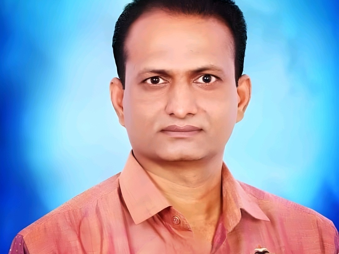 జిల్లా ఉత్తమ ఉపాధ్యాయులుగా భరత్ బాబు