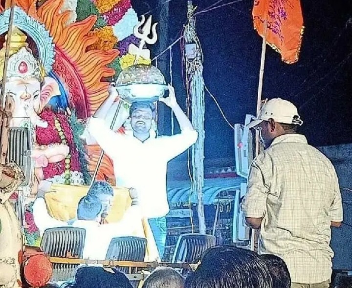 పెనుమాకలో రూ.1.20 లక్షలకు గణపతి లడ్డూ