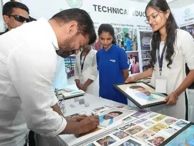 SRR కళాశాల విద్యార్థుల ప్రతిభకు సీఎం ప్రశంసలు