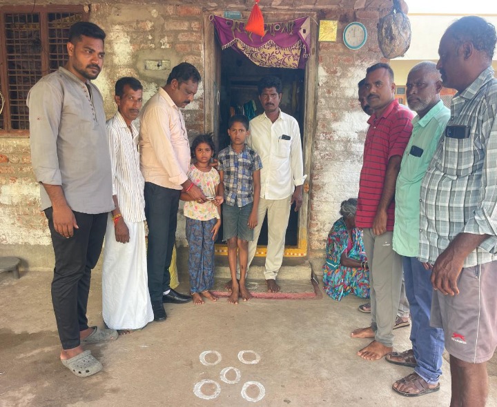 మృతుడి కుటుంబానికి BRS మండల అధ్యక్షుడి సహాయం