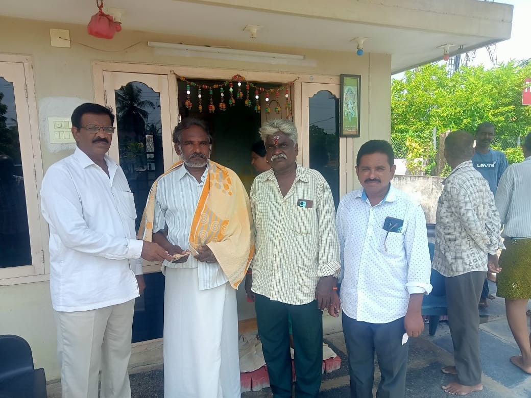 రైతు కుటుంబానికి పీఏసీఎస్ ద్వారా సహాయం