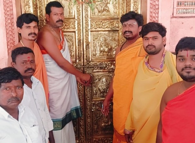 ధర్వేశిపురం రేణుక ఎల్లమ్మ ఆలయం ద్వారబంధనం