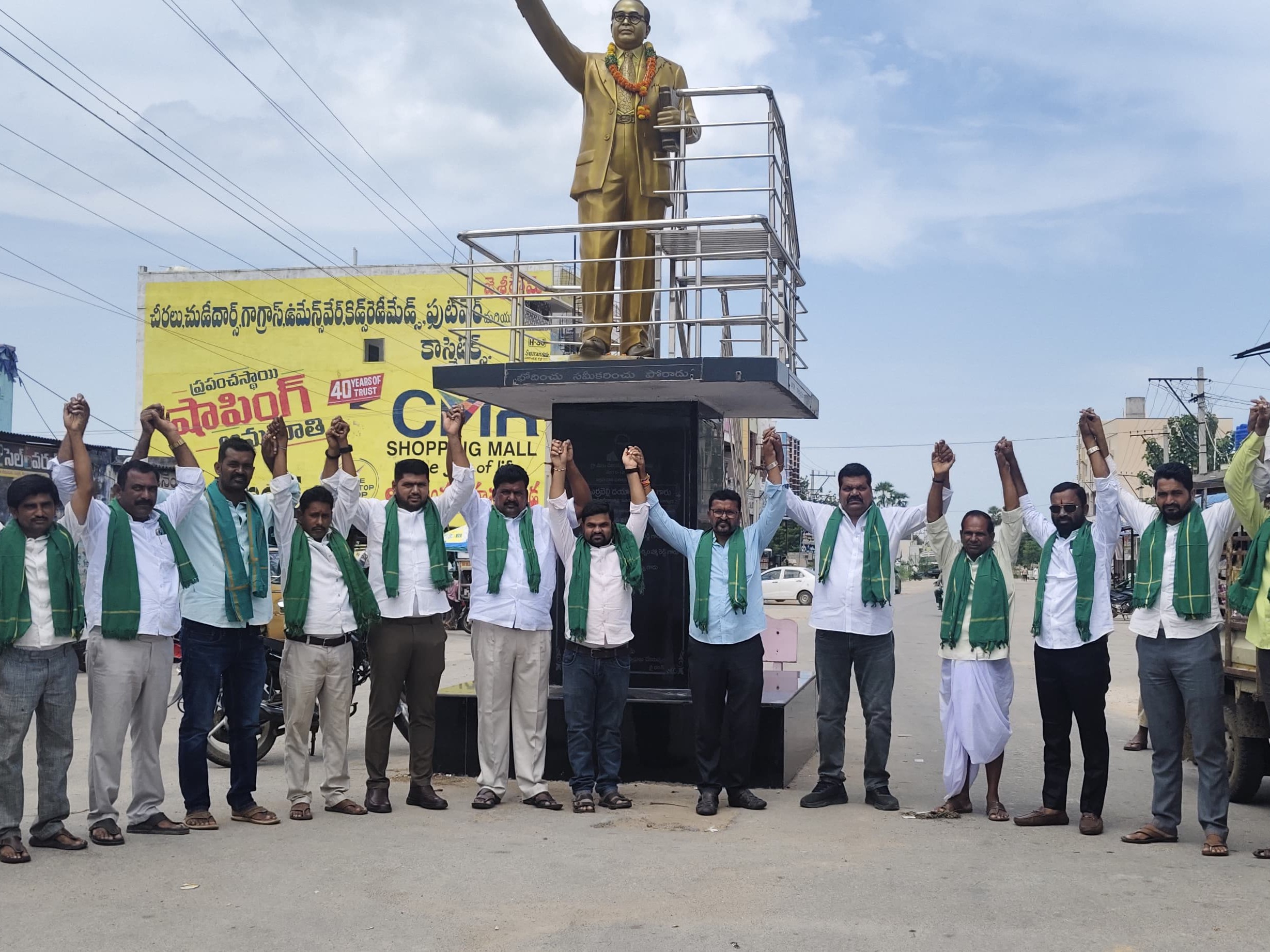 ‘ఈ నెల 9న జరిగే సభను విజయవంతం చేయాలి’