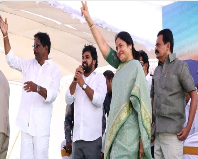 ‘నేటి విద్యార్థులే రేపటి భవిష్యత్తు’