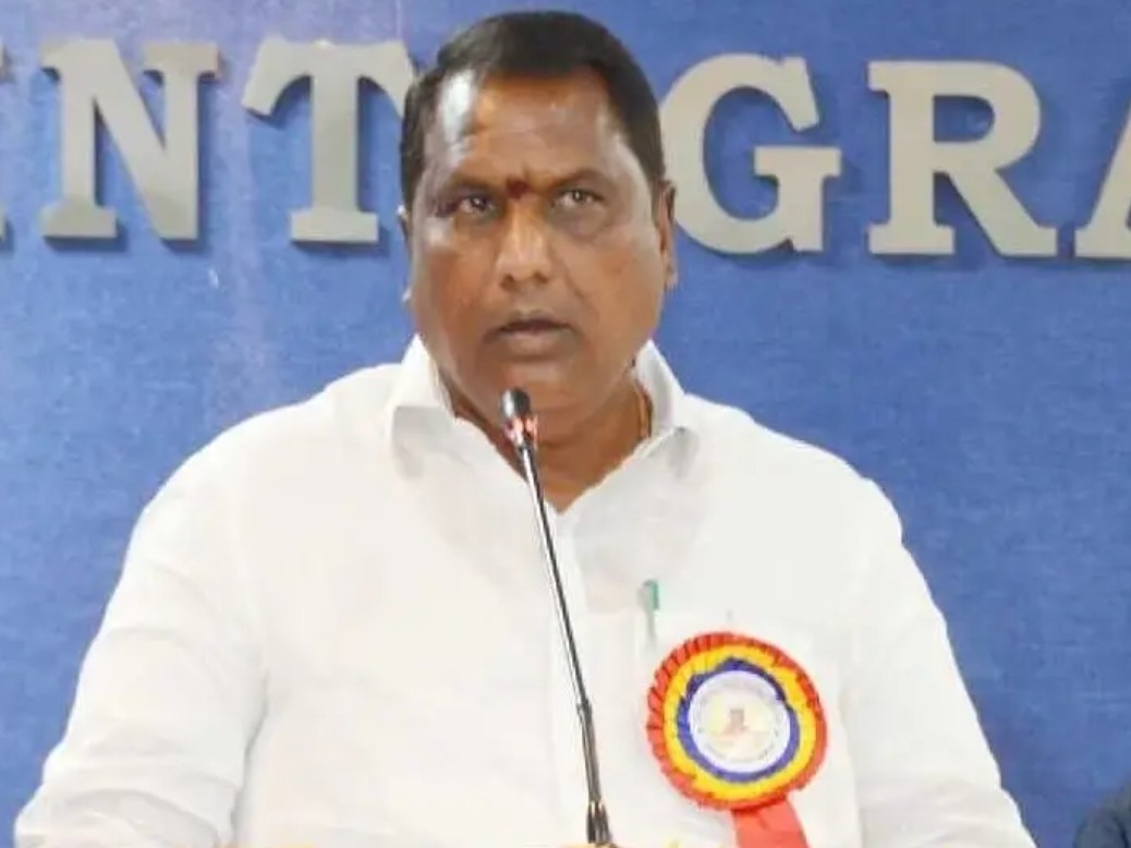 ‘విద్యారంగంలో జిల్లాను ఉన్నత స్థానంలో నిలపాలి’