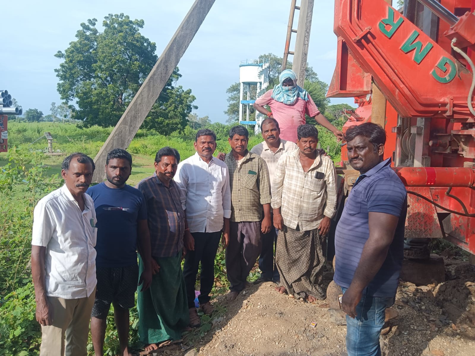 తాగునీటి సమస్య తీర్చిన వైరా ఎమ్మెల్యే