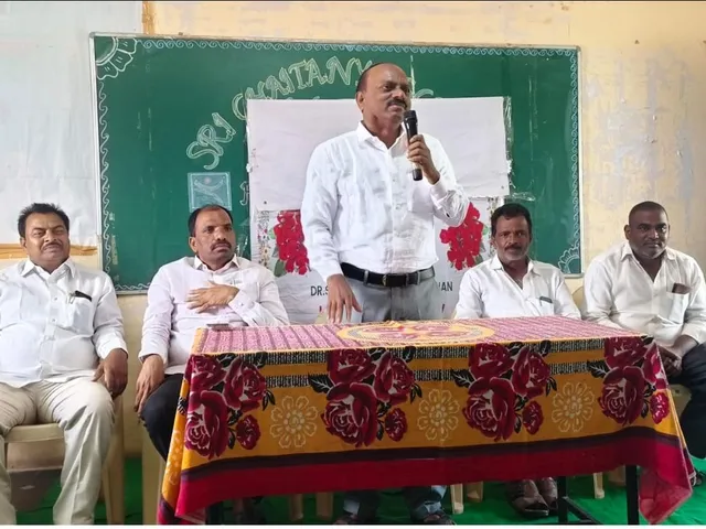 చట్టాల అవగాహనతోనే హక్కులు సాధ్యం