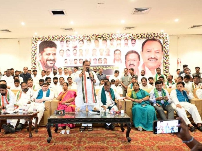 బీసీ రిజర్వేషన్లు అమలయ్యాకే స్థానిక ఎన్నికలకు వెళ్తాం: పీసీసీ చీఫ్