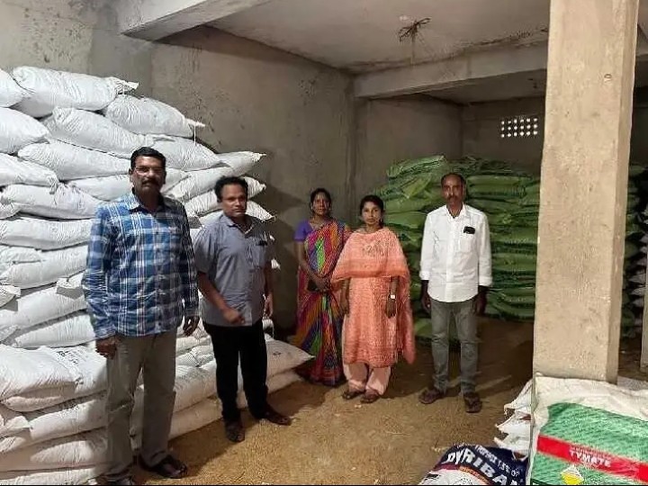 ఎరువుల దుకాణంపై విజిలెన్స్ దాడులు