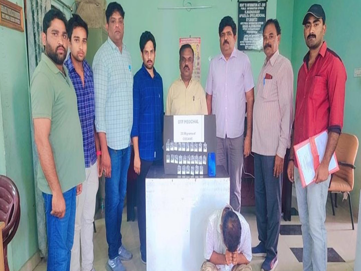 బాలానగర్‌లో 3 లక్షల కొకైన్ స్వాధీనం