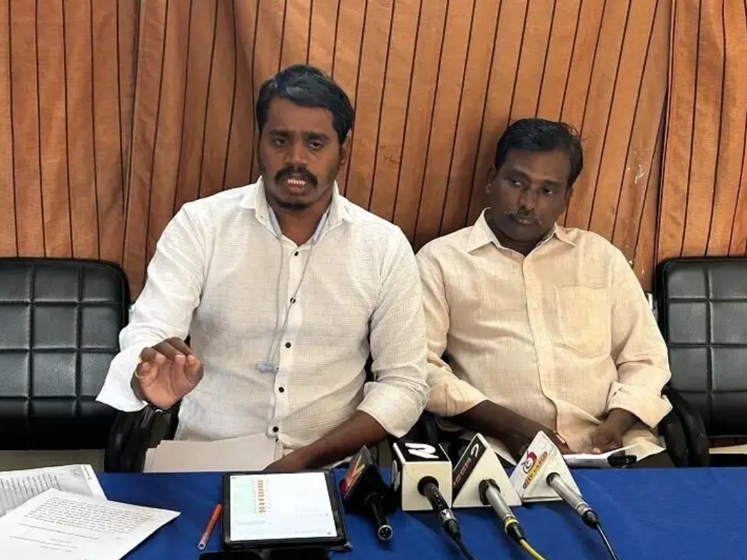 ‘పంచాయతీ సెక్రటరీపై చర్యలు తీసుకోవాలి’
