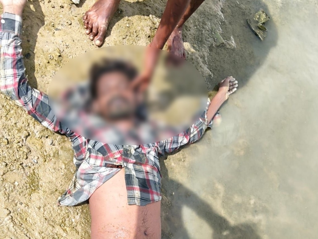 రైల్వే బ్రిడ్జి వద్ద గుర్తు తెలియని వ్యక్తి మృతదేహం లభ్యం