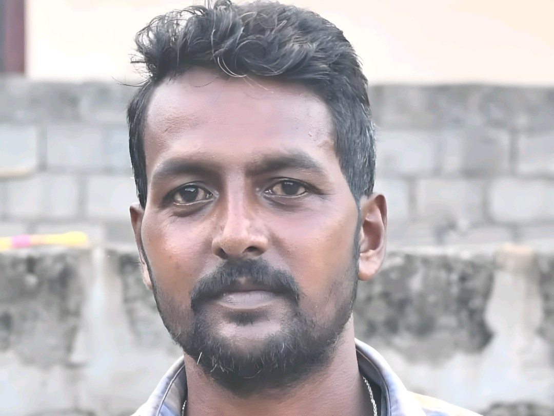 గోడకు తగిలి వ్యక్తి మృతి