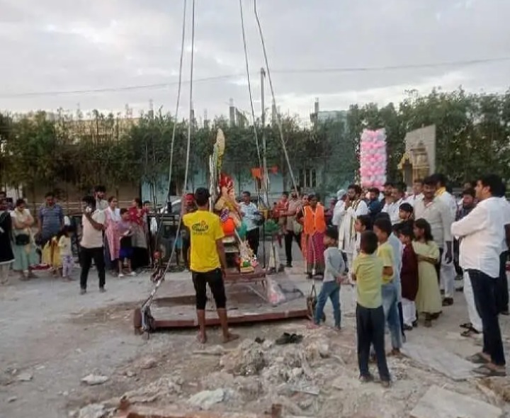 నేటి నుంచి 3 క్రేన్లు