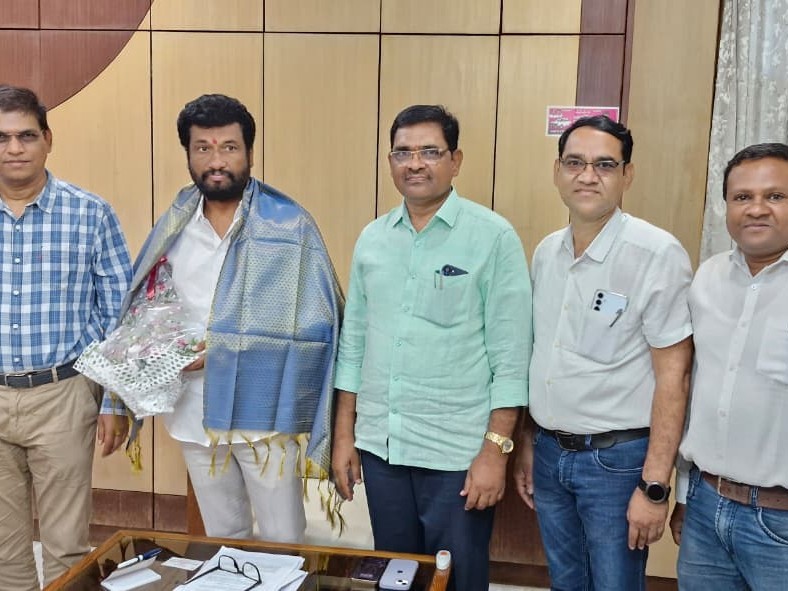 ‘మారుమూల గ్రామంలో బీఎస్ఎన్ఎల్ సేవలను అందించాలి’