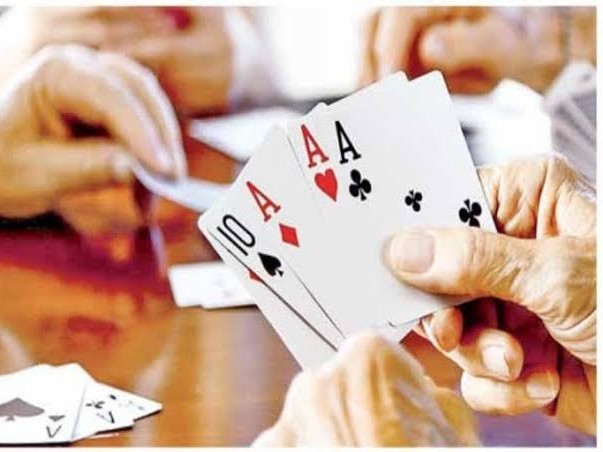 ఐదుగురు పేకాటరాయుళ్ళ అరెస్ట్: ఎస్సై