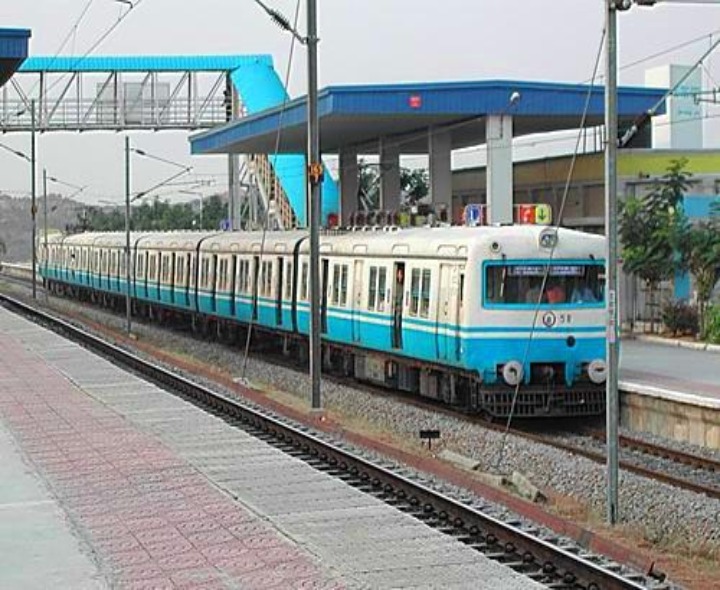 ‘MMTS రైలు స్టేషన్‌ను LIG నుంచి NH65 ఇక్రిశాట్ ( ఫెన్సింగ్ ) ఏర్పాటుకై కృషి’