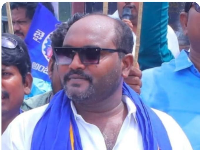 గుండెపోటుతో దళిత నేత మృతి