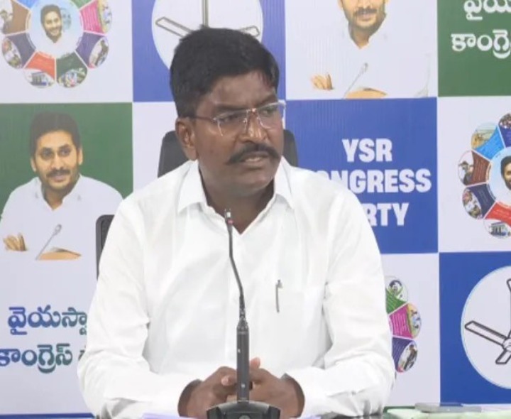 ‘అన్నదాత పోరు’ను విజయవంతం చేయండి: రంగయ్య
