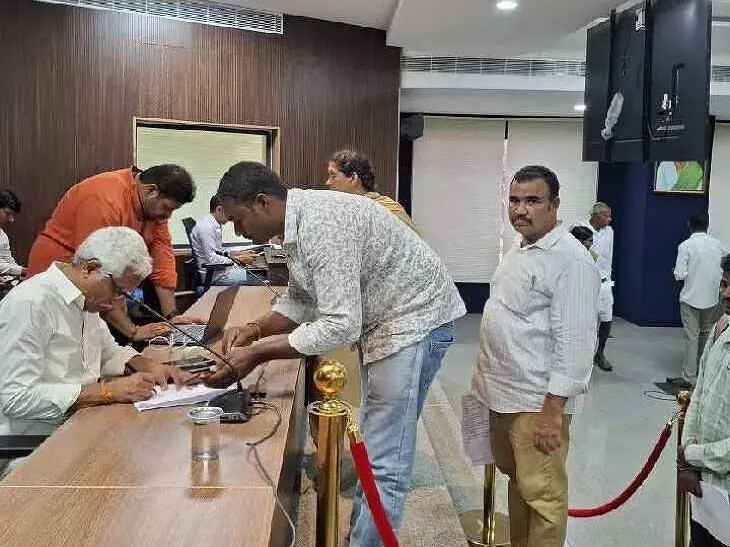 ‘ప్రజావాణి అర్జీలు త్వరగా పరిష్కరించాలి’