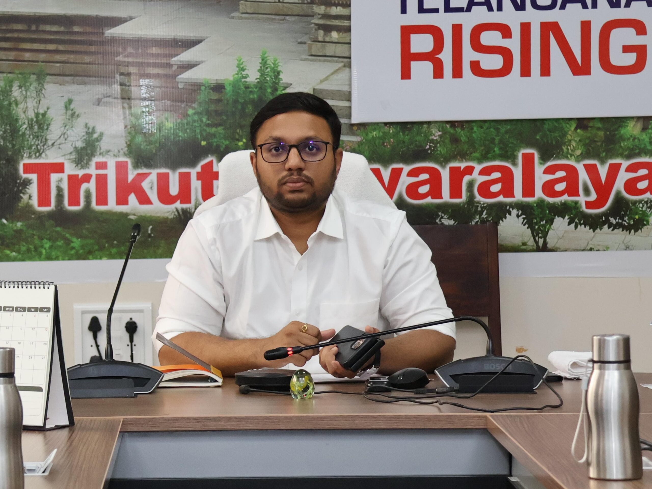 ‘జిల్లాలో యూరియ అందుబాటులో ఉంది’