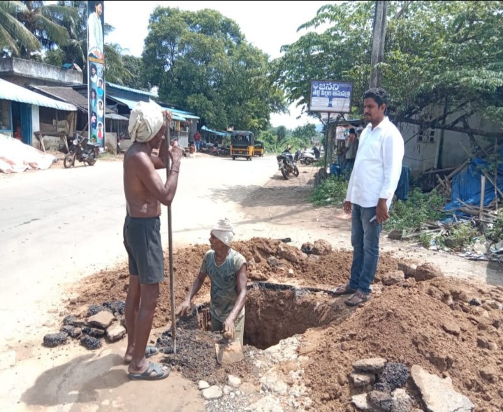 ఎట్టకేలకు తాగునీటి పైపుకు మరమ్మత్తులు