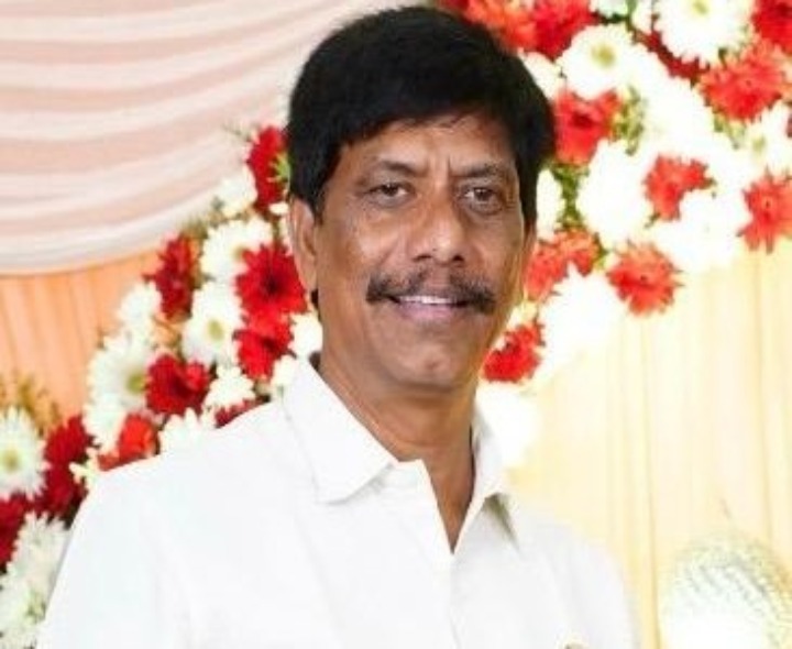 కమ్మ కార్పొరేషన్ డైరెక్టర్‌గా అంగర వాసీ