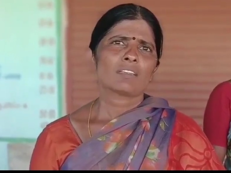 మహిళ సర్పంచ్ పై దాడి.. కేసు నమోదు
