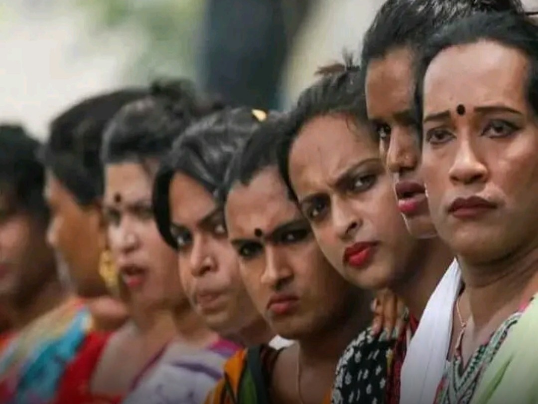 ఉపాధి కోర్సుల్లో హిజ్రాలకు ఉచిత శిక్షణ