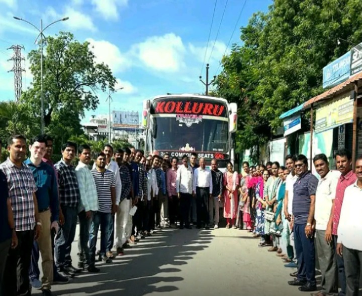 కుప్పం బయలుదేరిన  ప్రభుత్వ ఉపాధ్యాయులు