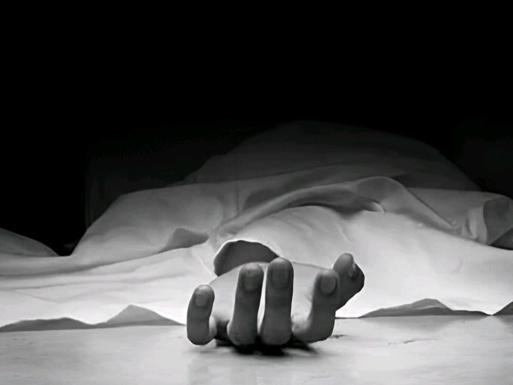 ద్విచక్ర వాహనం ఢీకొని వృద్ధుడు మృతి