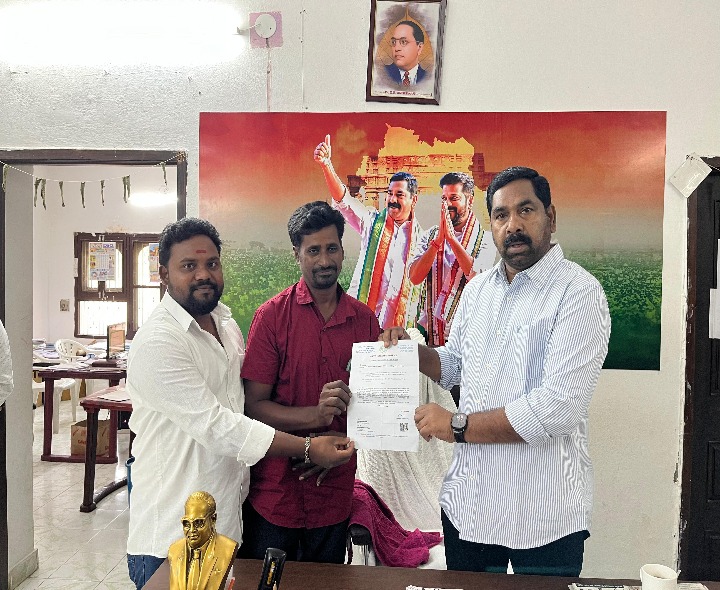 CMRF చెక్కును అందజేసిన ఎమ్మెల్యే నాగరాజు