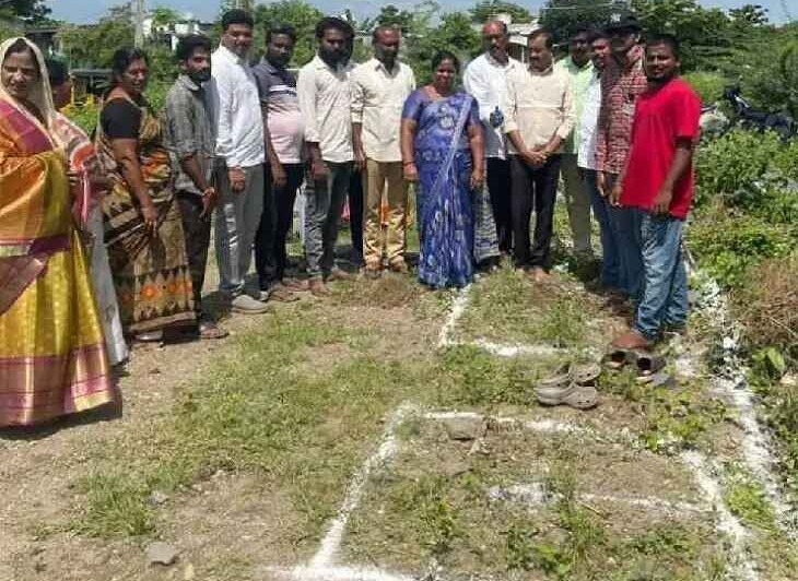 ఇందిరమ్మ ఇళ్లకు శంకుస్థాపన