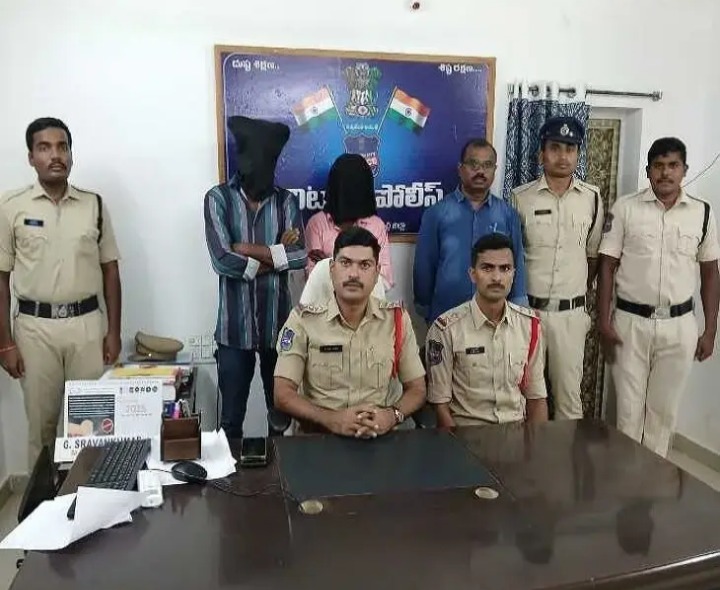 విద్యుత్ మోటార్ల దొంగలు అరెస్ట్