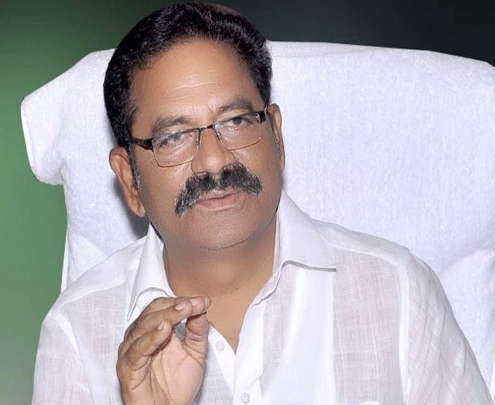 హౌస్ అరెస్టుపై మాజీ ఎమ్మెల్యే ఆగ్రహం