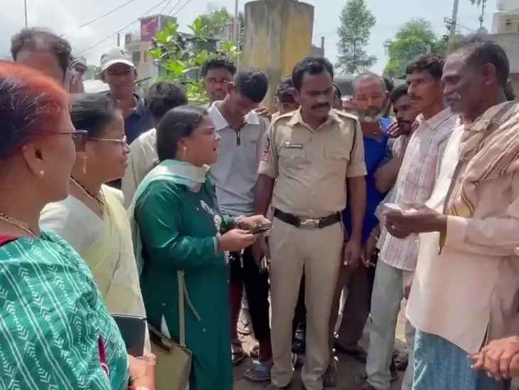 ‘రైతులందరికీ యూరియా అందజేస్తాం ‘