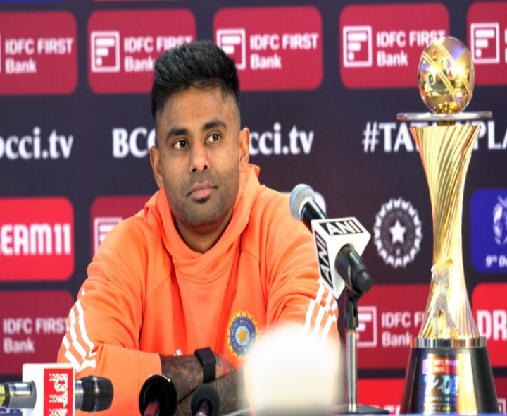 పాక్‌తో మ్యాచ్ కోసం ఎదురుచూస్తున్నా: సూర్య