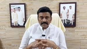 ‘వందే భారత్‌ను నరసాపురం వరకు పొడిగించాలి’