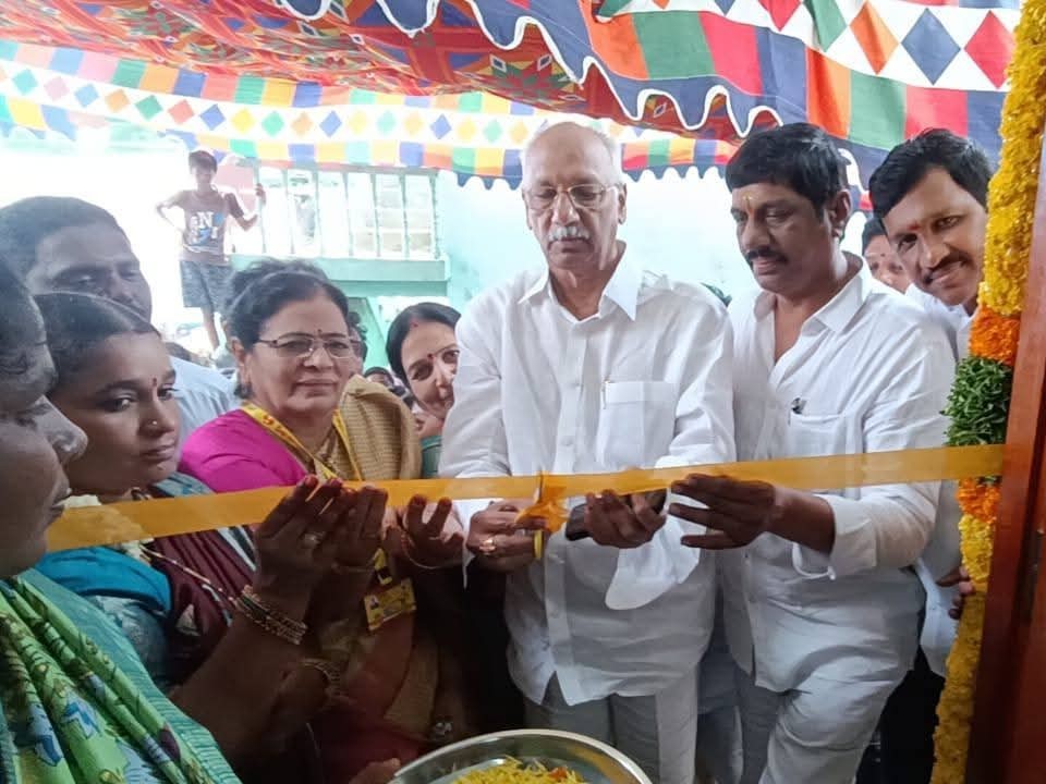 పంచాయతీ కార్యాలయం ప్రారంభించిన ఎమ్మెల్యే