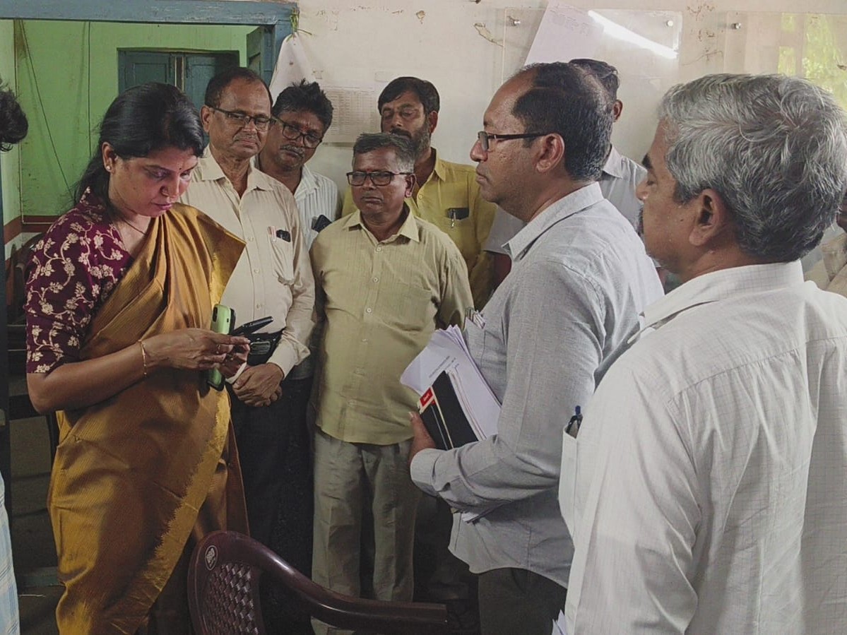 రంగంపేటలో పర్యటించిన కలెక్టర్