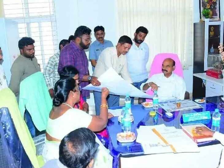 మెడికల్ కళాశాలను సందర్శించిన మంత్రి