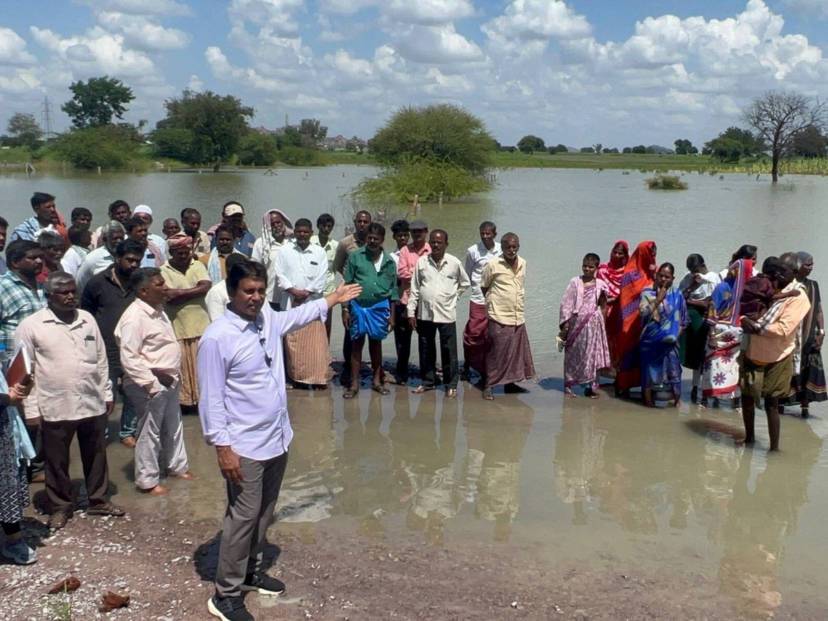 రైతులను కాపాడుకుంటా : ఎమ్మెల్యే