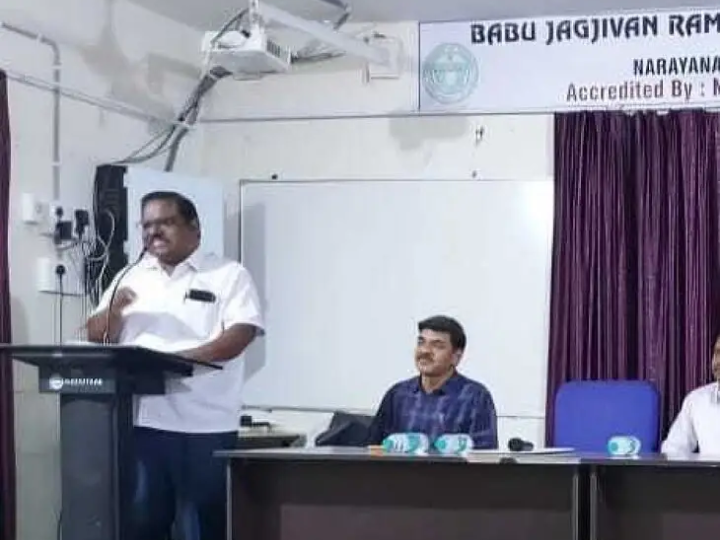 ‘తెలంగాణ గుండె చప్పుడు కాళోజీ’