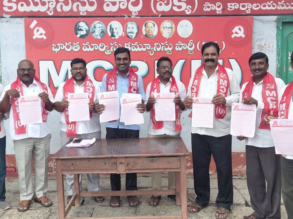 ‘బీసీలకు 42 శాతం రిజర్వేషన్ తక్షణమే అమలు చేయాలి’