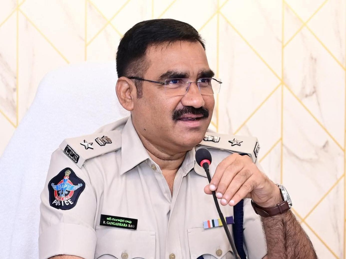 నిరంతరాయంగా యూరియా సరఫరా